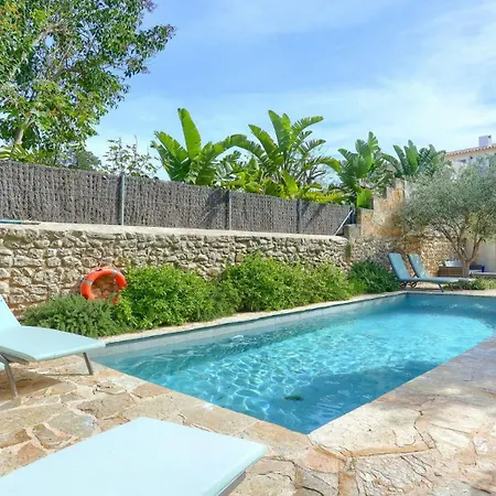 Llum Holiday home